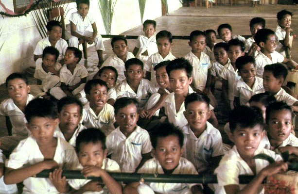 Utwe elementary school boys Utwe elementary school boys
