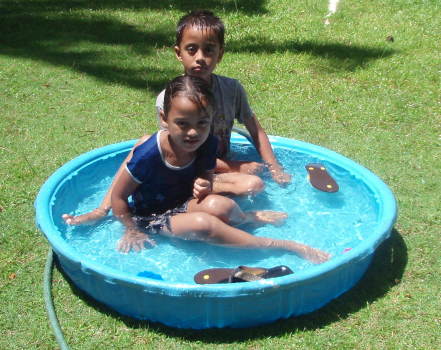 Baby pool The babies no longer fit in their baby pool