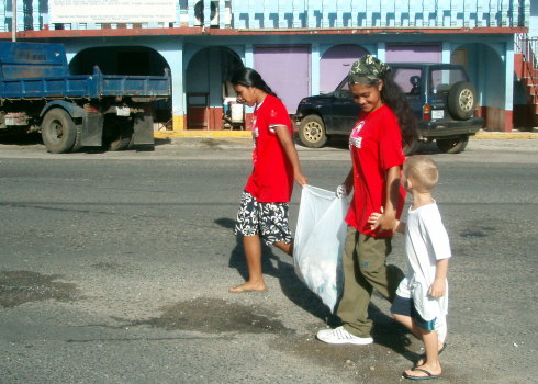 Helping hands Helping hands