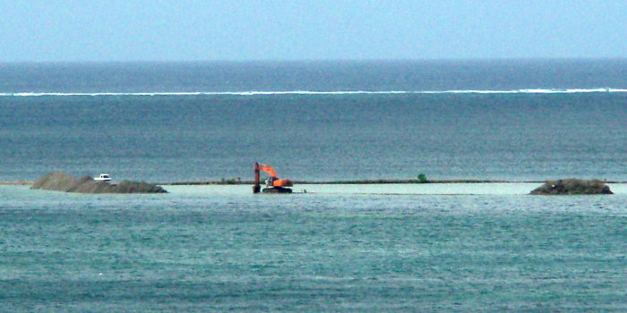 excavator_at_sea excavator_at_sea